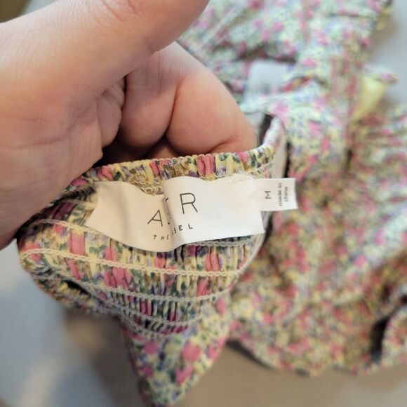 ASTR the Label Tie Back Bubble Sleeve Blouse Top in Yellow Cropped Size Medium - Picture 6 of 8